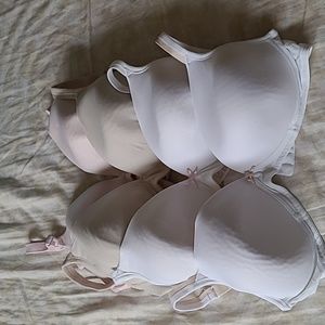 Warners Soft Cup Wireless 38B bra (price is 1 bra)